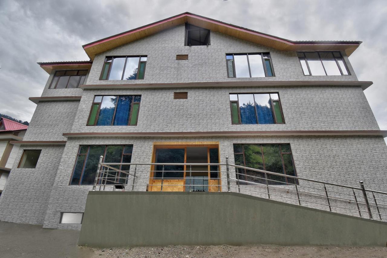 Capital O 42006 Phalguni Regency Hotel Manāli Екстериор снимка